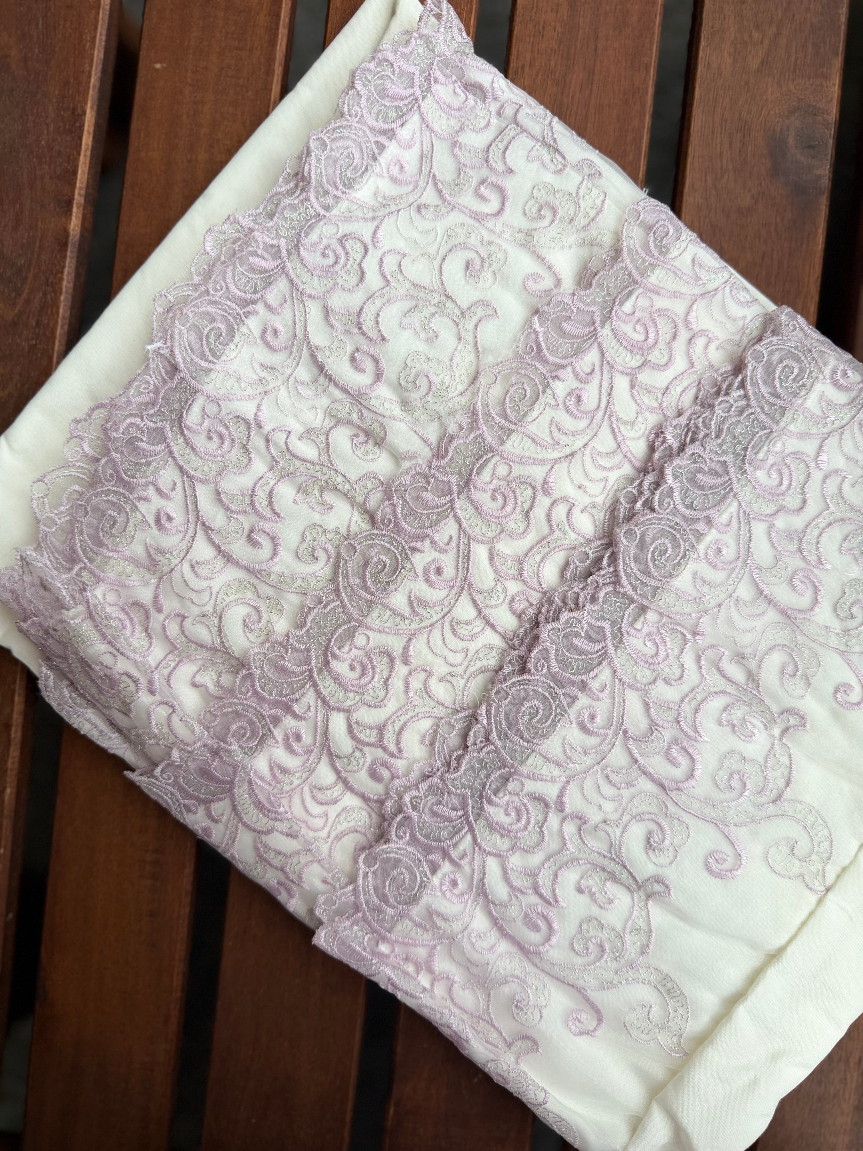 Luxurious prayer clothes