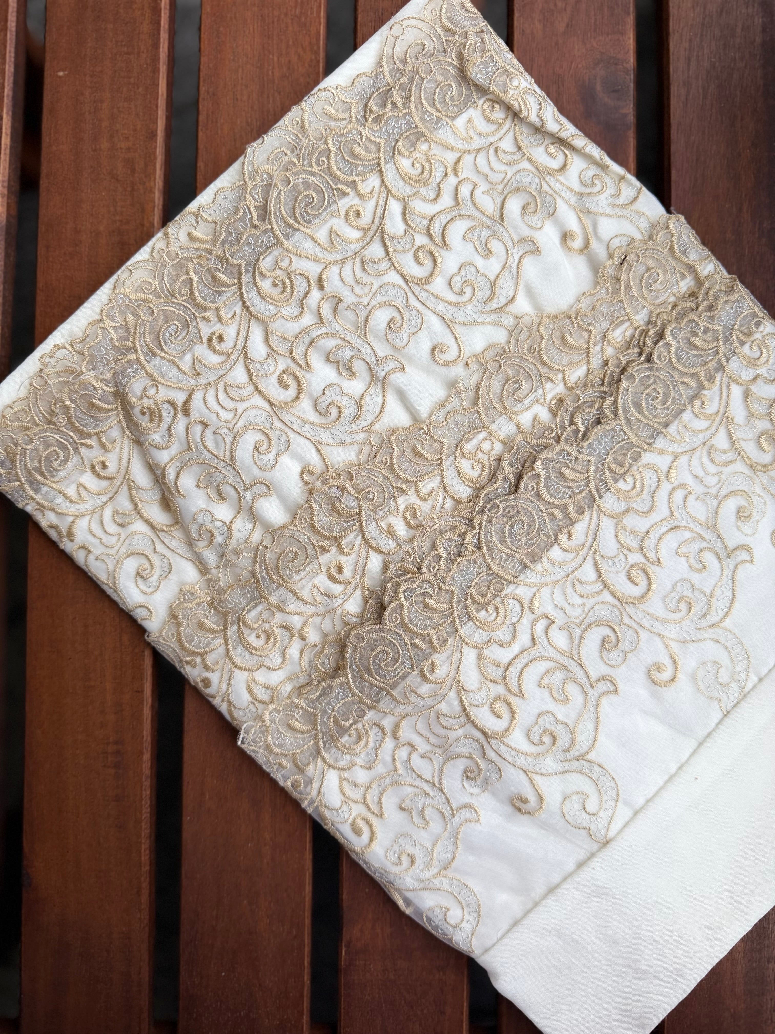 Luxurious prayer clothes